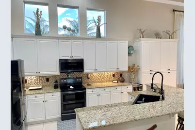 102 SE Rio Palermo, Port Saint Lucie, FL 34984 - Photo 12
