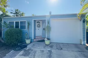 715 N Palmway, Lake Worth Beach, FL 33460 - Photo 4