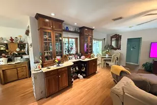 2060 NW 37th St, Oakland Park, FL 33309 - Photo 34