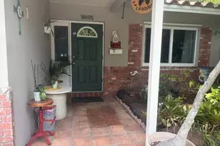 2060 NW 37th St, Oakland Park, FL 33309 - Photo 12