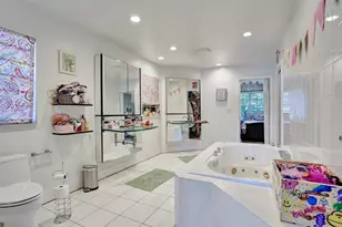 1325 Middle River Dr, Fort Lauderdale, FL 33304 - Photo 24