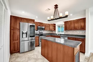 300 SW 19th Ave, Fort Lauderdale, FL 33312 - Photo 4