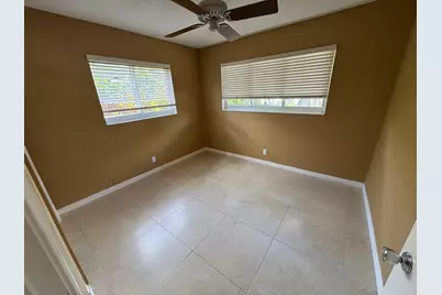 4717 NW 49th Place, Tamarac, FL 33319 - Photo 16