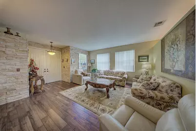 9776 Woodworth Court, Wellington, FL 33414 - Photo 8