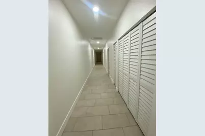 2594 NW 20th Street #B, Fort Lauderdale, FL 33311 - Photo 4