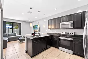 4817 NW 59th St, Tamarac, FL 33319 - Photo 8