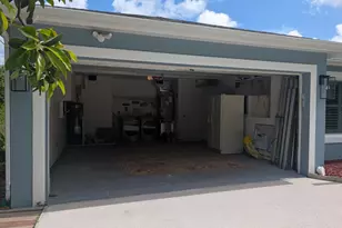625 Coconut Ave N, Port Saint Lucie, FL 34952 - Photo 2