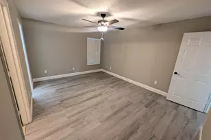 625 Coconut Ave N, Port Saint Lucie, FL 34952 - Photo 18