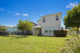 1826 Lake Cove Dr, Lake Worth, FL 33460 - Photo 6