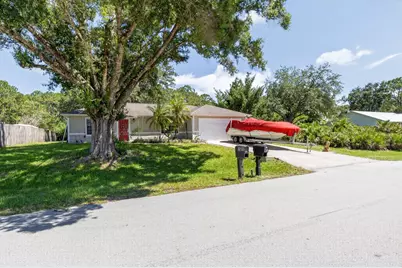 1034 Utah Street SE, Palm Bay, FL 32909 - Photo 4