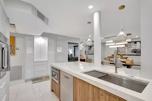 5460 N Ocean Dr, Singer Island, FL 33404 - Photo 12
