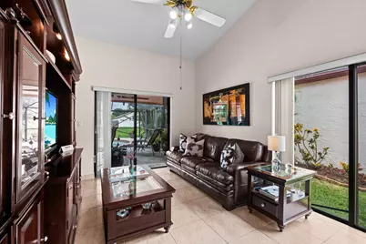 21082 Rustlewood Avenue, Boca Raton, FL 33428 - Photo 10