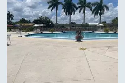 2758 Emory Drive E #E, West Palm Beach, FL 33415 - Photo 2