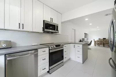 1333 SE 8th Street, Deerfield Beach, FL 33441 - Photo 8