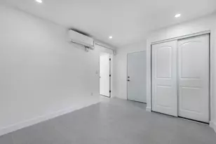 321 NW 21st Ave, Miami, FL 33125 - Photo 10