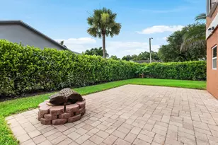 139 Royal Pine Cir S, Royal Palm Beach, FL 33411 - Photo 22