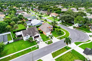 139 Royal Pine Cir S, Royal Palm Beach, FL 33411 - Photo 46