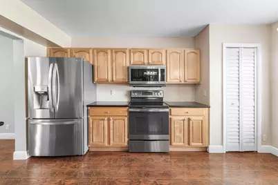 139 Royal Pine Circle S, Royal Palm Beach, FL 33411 - Photo 8