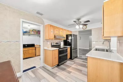 8960 NW 12th Place, Plantation, FL 33322 - Photo 14