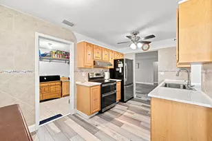 8960 NW 12th Pl, Plantation, FL 33322 - Photo 14