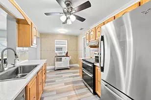 8960 NW 12th Pl, Plantation, FL 33322 - Photo 12