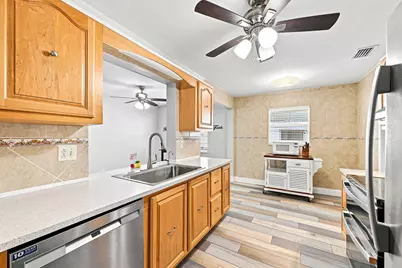 8960 NW 12th Place, Plantation, FL 33322 - Photo 10