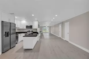 6319 Bay Club Dr, Fort Lauderdale, FL 33308 - Photo 4