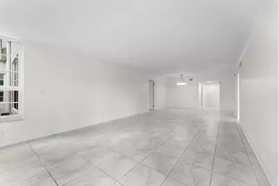 4240 Oaks Terrace #103, Pompano Beach, FL 33069 - Photo 8