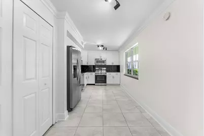 4240 Oaks Terrace #103, Pompano Beach, FL 33069 - Photo 8