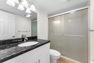 4240 Oaks Terrace, Pompano Beach, FL 33069 - Photo 28