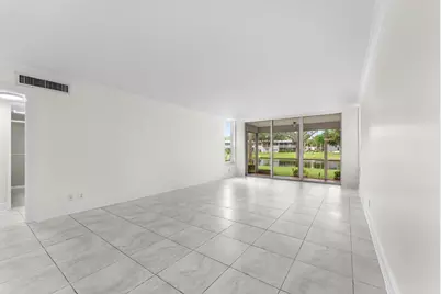 4240 Oaks Terrace #103, Pompano Beach, FL 33069 - Photo 2