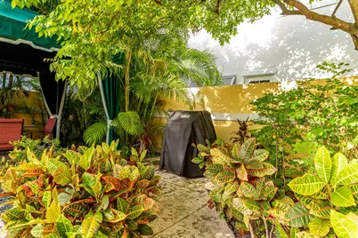 901 Bermuda Gardens Road #2, Delray Beach, FL 33483 - Photo 8