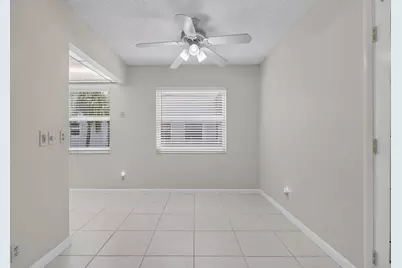40 Burgundy A, Delray Beach, FL 33484 - Photo 8
