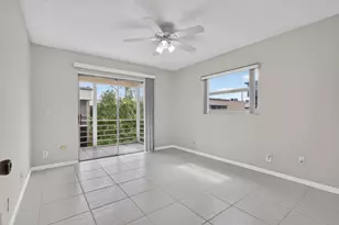 40 Burgundy A, Delray Beach, FL 33484 - Photo 24