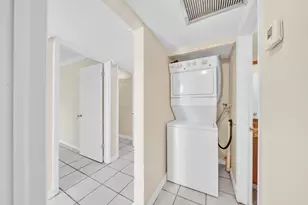 221 NW 43rd Pl, Deerfield Beach, FL 33064 - Photo 10