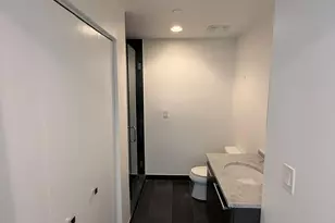 900 Biscayne Blvd, Miami, FL 33132 - Photo 14