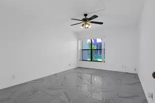2011 SW 15th St, Deerfield Beach, FL 33442 - Photo 12