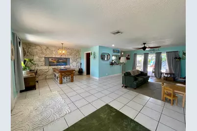 415 Beacon Street, Tequesta, FL 33469 - Photo 2