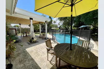 415 Beacon Street, Tequesta, FL 33469 - Photo 18