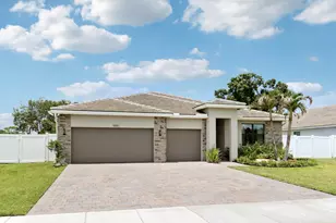1490 SW Lago Circle, Palm City, FL 34990 - Photo 2