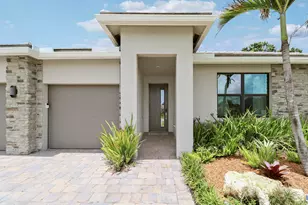 1490 SW Lago Circle, Palm City, FL 34990 - Photo 4