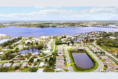 1490 SW Lago Circle, Palm City, FL 34990 - Photo 34