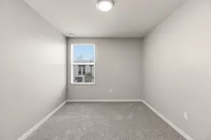 4046 Hot Spgs Ave, Palm Springs, FL 33461 - Photo 6