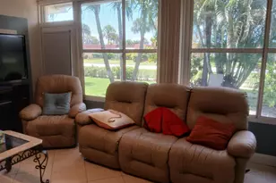 2638 Gately Dr E, West Palm Beach, FL 33415 - Photo 8
