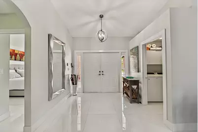 358 SW 188th Terrace, Pembroke Pines, FL 33029 - Photo 4