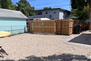51 SW 13th St, Dania Beach, FL 33004 - Photo 10