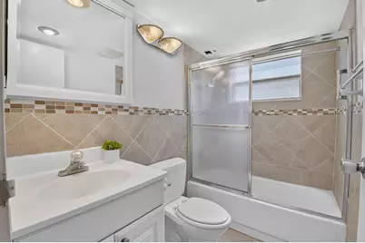 65 Saxony B #65, Delray Beach, FL 33446 - Photo 4