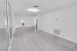2233 NW 3rd Ave, Boca Raton, FL 33431 - Photo 6