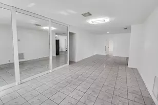 2233 NW 3rd Ave, Boca Raton, FL 33431 - Photo 4