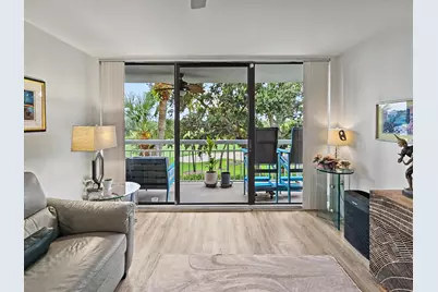 2811 Village Boulevard #302, West Palm Beach, FL 33409 - Photo 14
